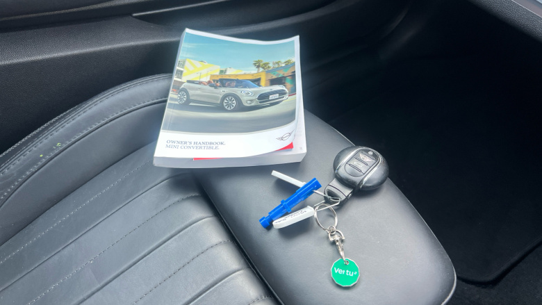 MINI Convertible 2.0 Cooper S Exclusive II 2dr Auto Petrol Convertible